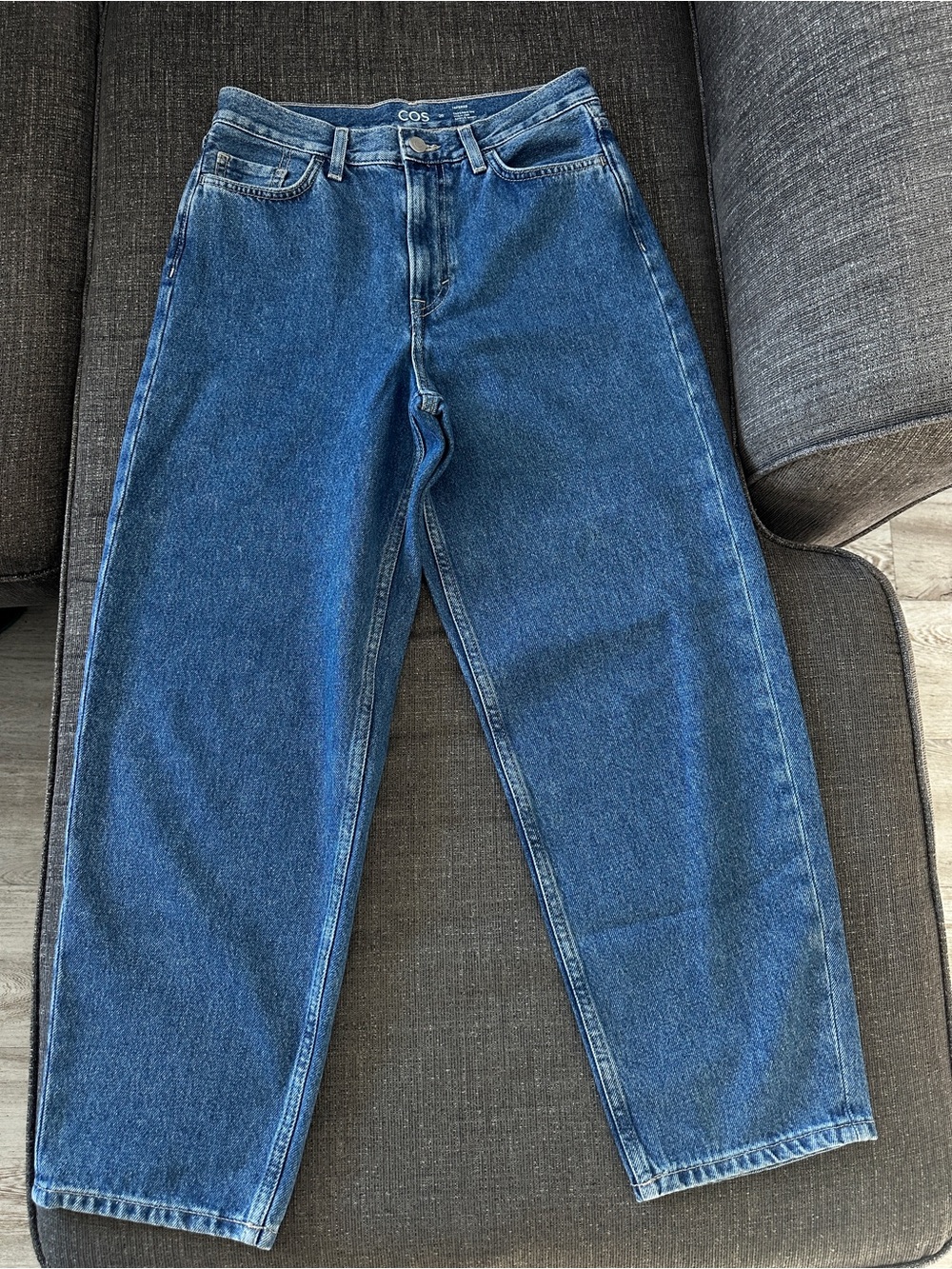 COS Tapered Leg High Rise Ankle Jeans Blue Denim Size 26